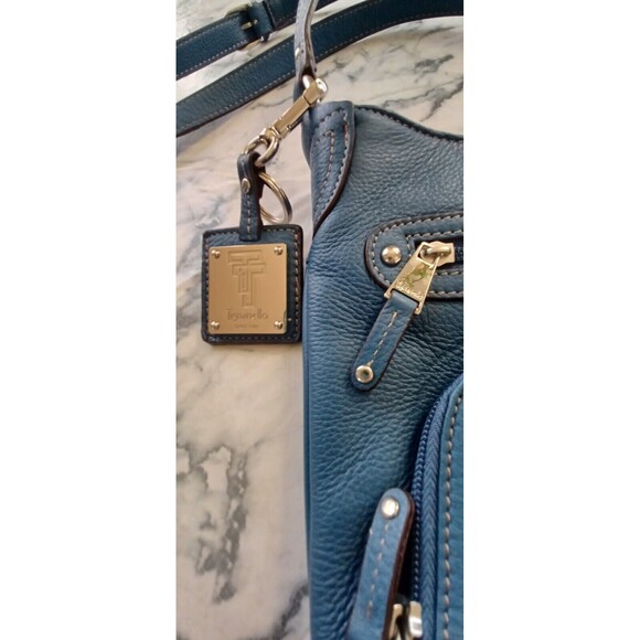 Tignanello Purse Shoulder Bag with Key Chain‎ Blue Pockets - Picture 2 of 6